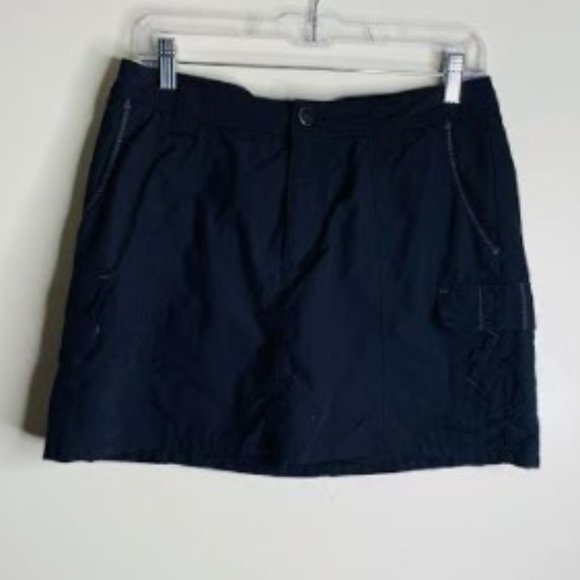 Columbia Black Titanium Cargo Skort Sz 10 - Picture 2 of 9